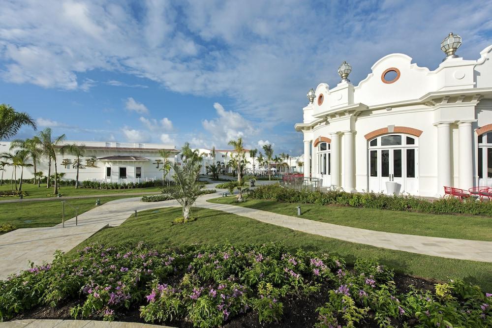 Azul Beach Resort Punta Cana, All Inclusive By Karisma Eksteriør billede